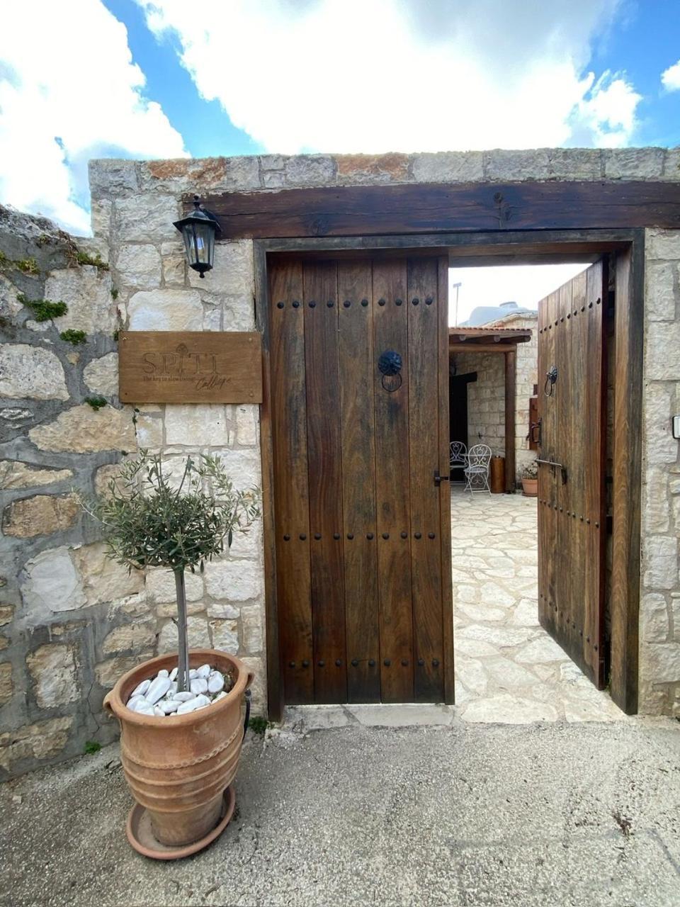 Spiti Calliope Kathikas Exterior foto