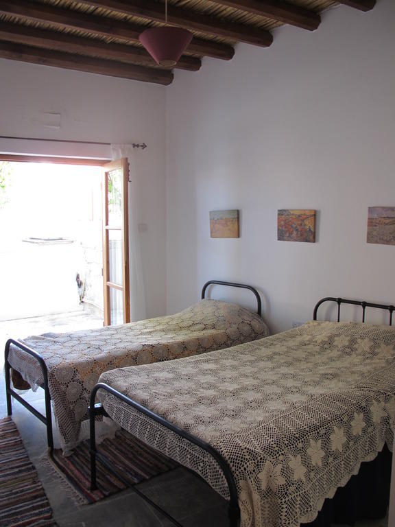 Spiti Calliope Kathikas Zimmer foto